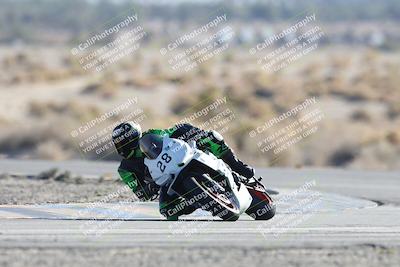 media/Dec-07-2025-CVMA (Sun) [[3e7d2de5dc]]/Race 12- Formula 40 MW and LW/